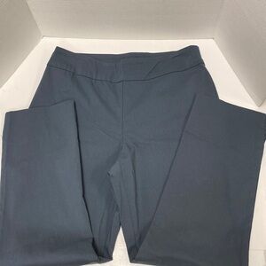 Marla Wynne Women’s Pull-On Cropped Pants